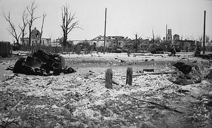 Иллюстрация к книге — Холмский ?котел?. 105 дней в полном окружении [i_079.jpg]