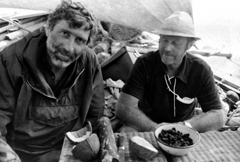 Иллюстрация к книге — С Хейердалом через Атлантику. О силе духа в диких условиях [i_016.jpg]