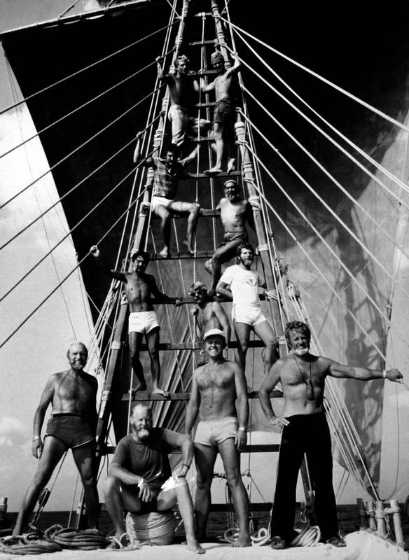 Иллюстрация к книге — С Хейердалом через Атлантику. О силе духа в диких условиях [i_028.jpg]