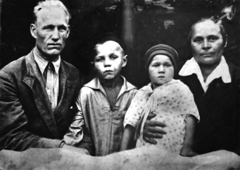 Иллюстрация к книге — Приворотное зелье [_2.jpg]