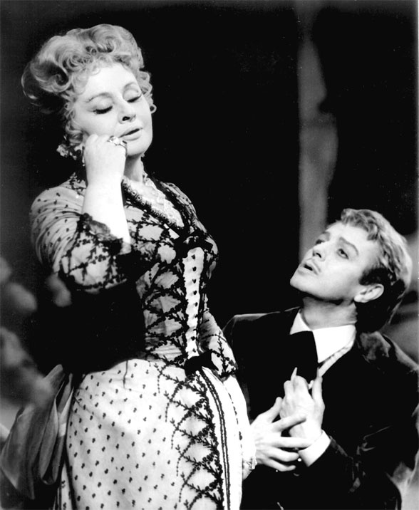 Иллюстрация к книге — Олег Стриженов и Лионелла Пырьева. Исповедь [_27.jpg]