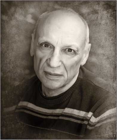 Иллюстрация к книге — Сжечь мосты [i_001.jpg]