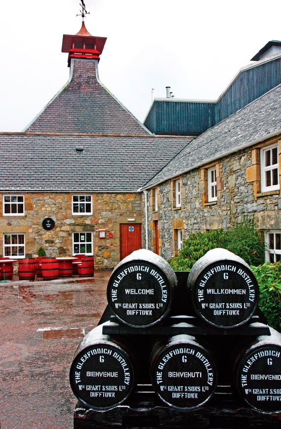 Иллюстрация к книге — Путешествие виски. Легенды Шотландии [i_014.jpg]