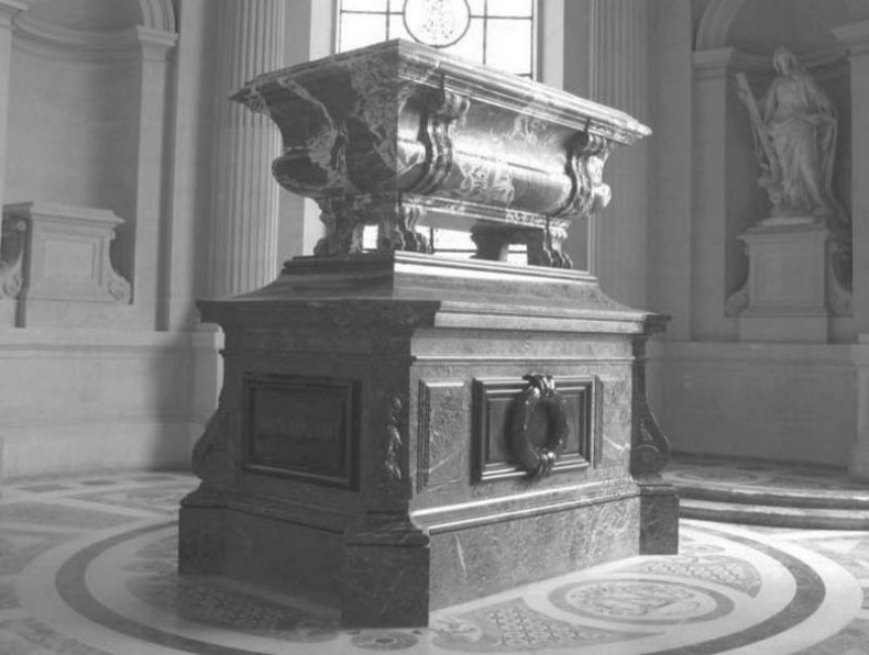 Иллюстрация к книге — Париж Наполеона Бонапарта. Путеводитель [i_032.jpg]