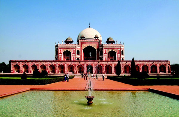 Иллюстрация к книге — Индия. 33 незабываемые встречи [vkladka_1_page_02_image_0001.jpg]