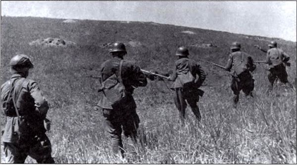 Иллюстрация к книге — Восточный рубеж. ОКДВА против японской армии [i_009.jpg]