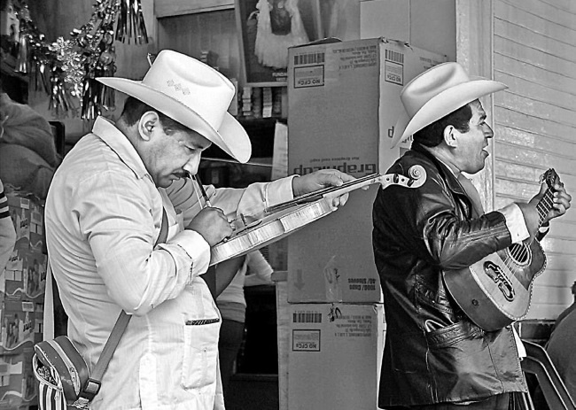 Иллюстрация к книге — Будни Гринго в Америке [i_018.jpg]