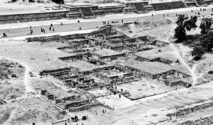 Иллюстрация к книге — Будни Гринго в Америке [i_031.jpg]