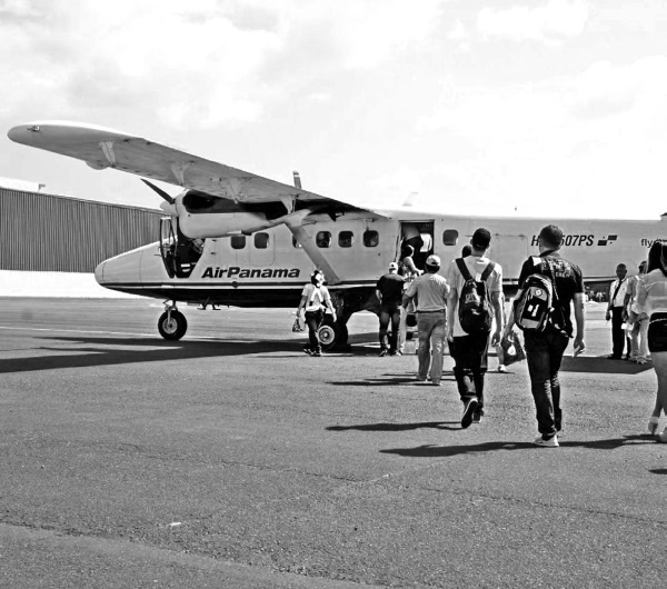 Иллюстрация к книге — Будни Гринго в Америке [i_090.jpg]