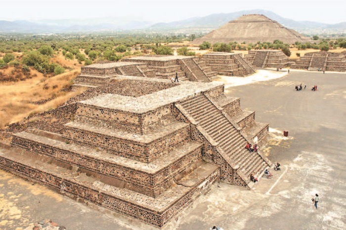 Иллюстрация к книге — Будни Гринго в Америке [i_140.jpg]