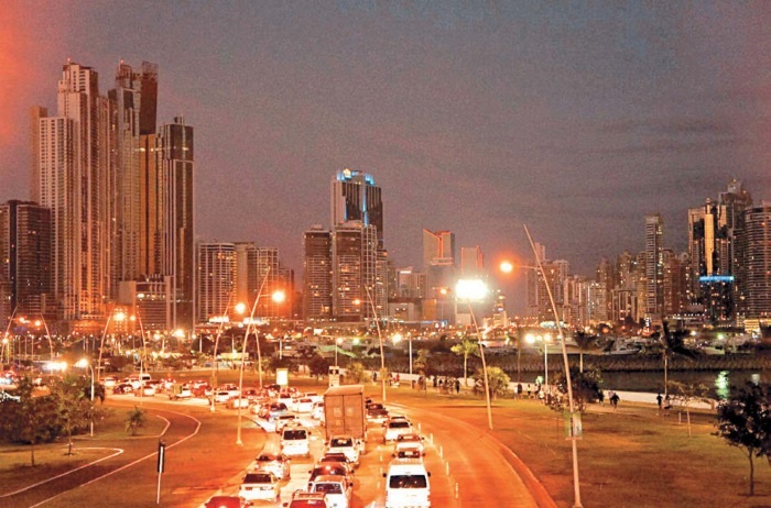 Иллюстрация к книге — Будни Гринго в Америке [i_146.jpg]