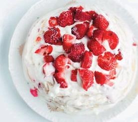 Иллюстрация к книге — Торты-салаты для праздников и на каждый день [_330.jpg]