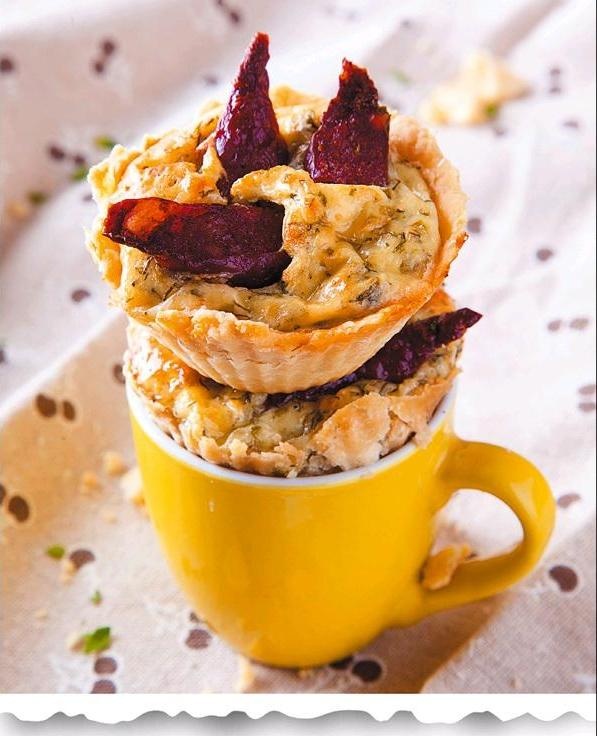 Иллюстрация к книге — Готовим в форме для кексов. Маффины. Булочки. Закуски. Завтраки [_102.jpg]