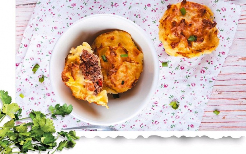 Иллюстрация к книге — Готовим в форме для кексов. Маффины. Булочки. Закуски. Завтраки [_131.jpg]