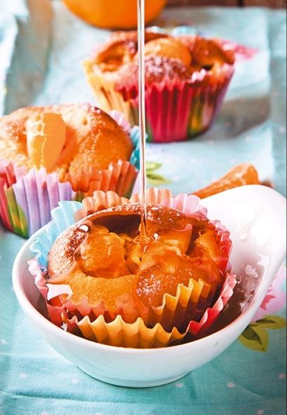 Иллюстрация к книге — Готовим в форме для кексов. Маффины. Булочки. Закуски. Завтраки [_190.jpg]