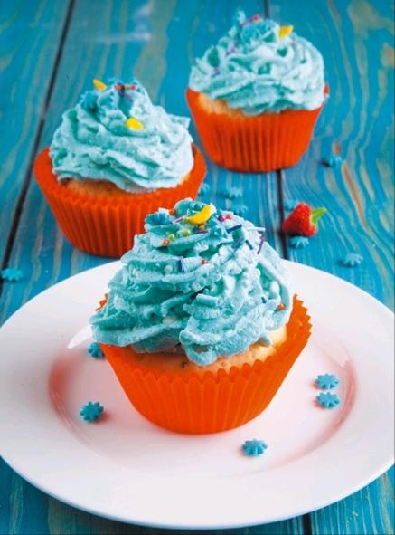 Иллюстрация к книге — Готовим в форме для кексов. Маффины. Булочки. Закуски. Завтраки [_216.jpg]