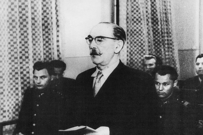 Иллюстрация к книге — Венгерский кризис 1956 года в исторической ретроспективе [i_015.jpg]