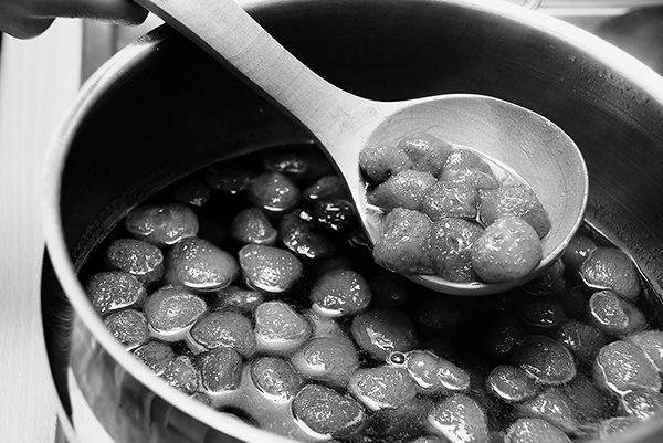 Иллюстрация к книге — Консервирование для всех, кому за… Быстрые и проверенные рецепты [block_001256_page_019_image_0001.jpg]