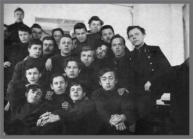 Иллюстрация к книге — Александр Кучин. Русский у Амундсена [i_020.jpg]