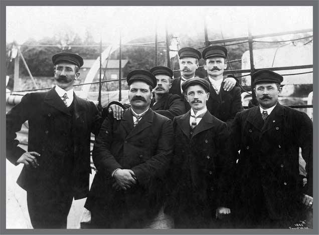 Иллюстрация к книге — Александр Кучин. Русский у Амундсена [i_035.jpg]