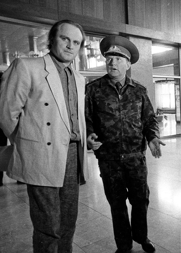 Иллюстрация к книге — Вторжение. Взгляд из России. Чехословакия, август 1968 [i_020.jpg]