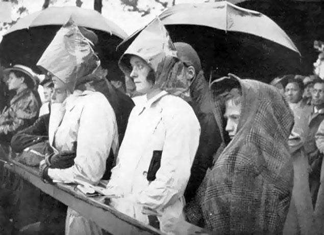 Иллюстрация к книге — Мальчики в лодке [i_034.jpg]