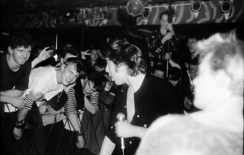 Иллюстрация к книге — Король и Шут. Между Купчино и Ржевкой... [i_073.jpg]