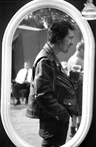 Иллюстрация к книге — Король и Шут. Между Купчино и Ржевкой... [i_087.jpg]