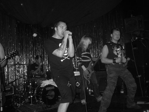 Иллюстрация к книге — Король и Шут. Между Купчино и Ржевкой... [i_103.jpg]