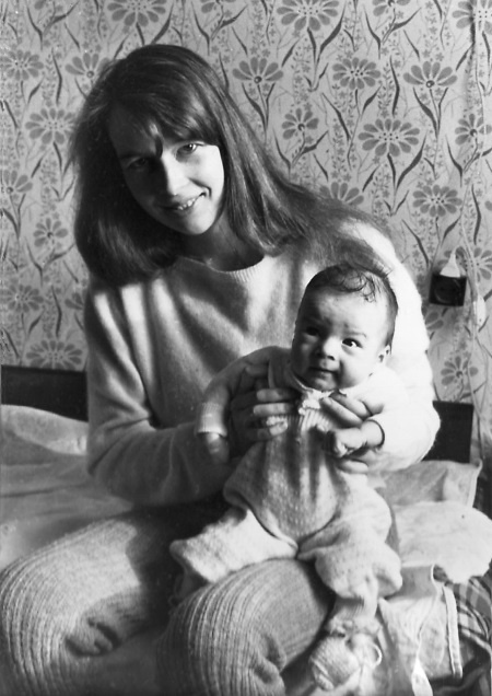 Иллюстрация к книге — Я-муары. Откровенные истории блогера [i_018.jpg]