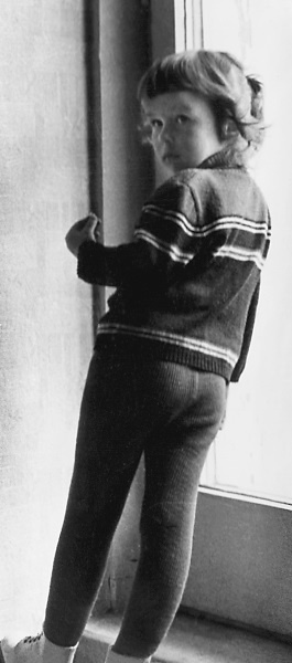 Иллюстрация к книге — Я-муары. Откровенные истории блогера [i_044.jpg]