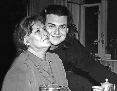 Иллюстрация к книге — Нонна Мордюкова и Вячеслав Тихонов. Как казачка Штирлица любила [_106.jpg]