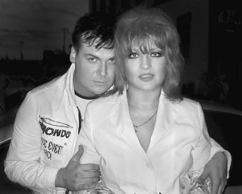 Иллюстрация к книге — Нонна Мордюкова и Вячеслав Тихонов. Как казачка Штирлица любила [_107.jpg]