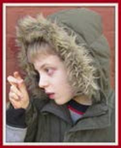 Иллюстрация к книге — Мост через пропасть. Создание тематических фотокнижек: творческий союз особого ребёнка и его окружения [_003_1.jpg]