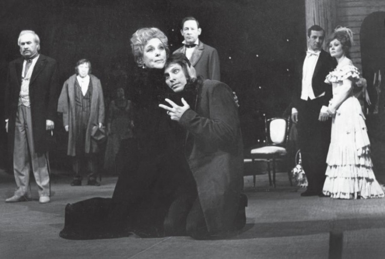 Иллюстрация к книге — Золушка с Чистых прудов [_2_02_3.jpg]