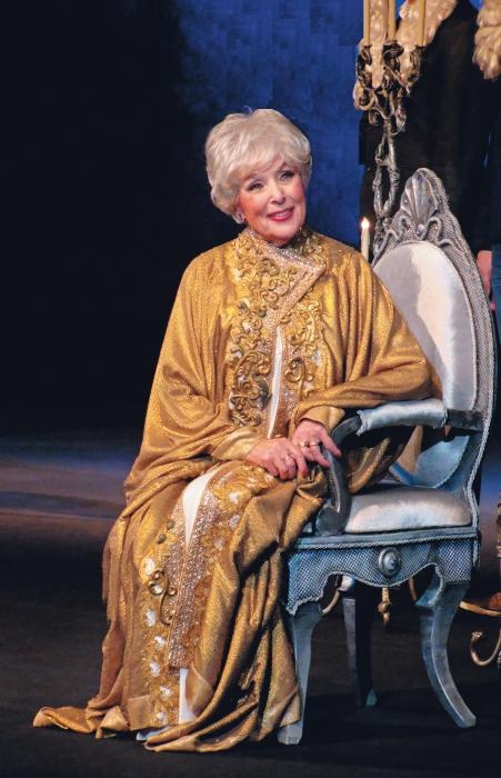 Иллюстрация к книге — Золушка с Чистых прудов [_2_16.jpg]