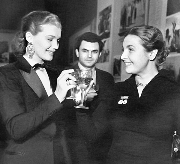 Иллюстрация к книге — Сергей Бондарчук. Его война и мир [i_036.jpg]