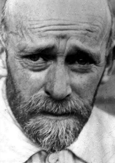 Иллюстрация к книге — Воспитательные моменты. Как любить ребенка. Оставьте меня детям (Педагогические записи) [i_020.jpg]