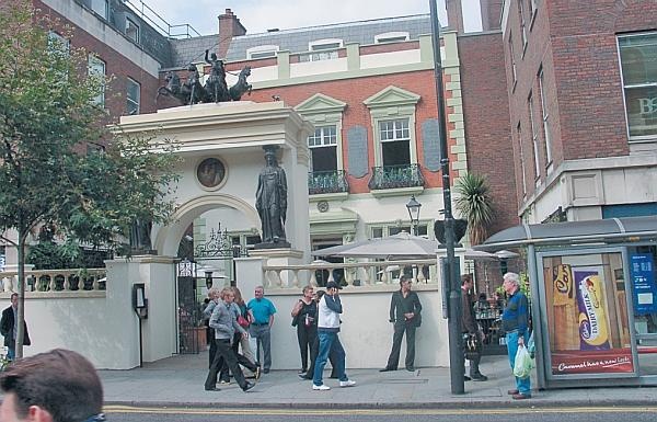 Иллюстрация к книге — Русский Лондон [_05.jpg]