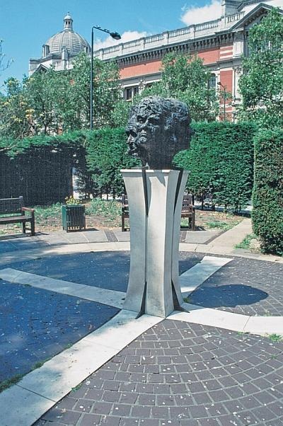 Иллюстрация к книге — Русский Лондон [_87.jpg]