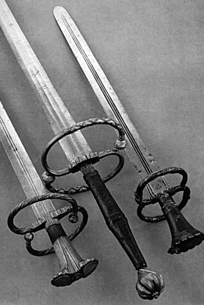 Иллюстрация к книге — Рыцари. Полная иллюстрированная энциклопедия [i_147.jpg]