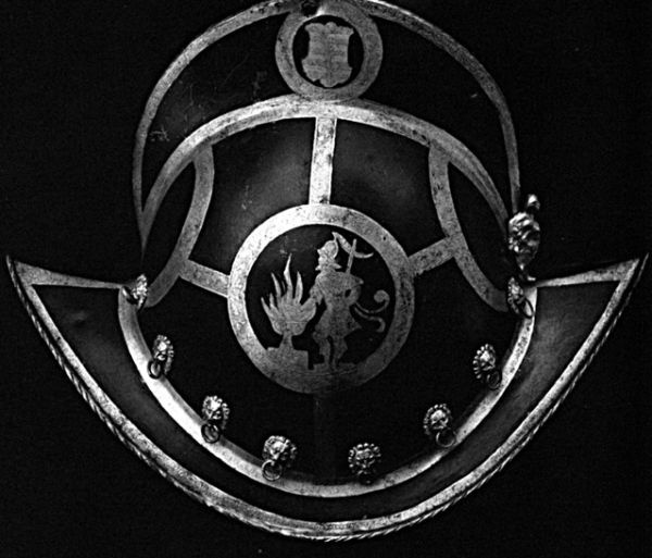 Иллюстрация к книге — Рыцари. Полная иллюстрированная энциклопедия [i_176.jpg]