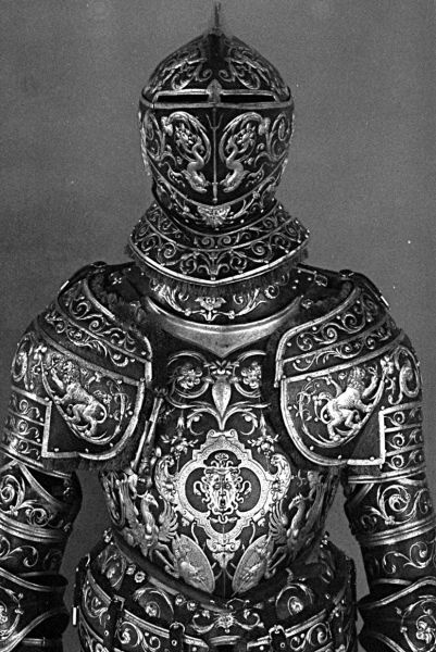 Иллюстрация к книге — Рыцари. Полная иллюстрированная энциклопедия [i_279.jpg]