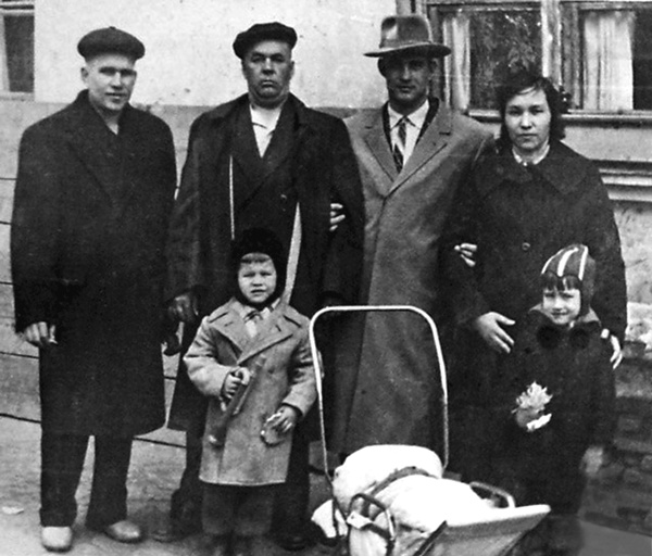 Иллюстрация к книге — Анна Самохина. Роковая женщина советского кино [i_007.jpg]