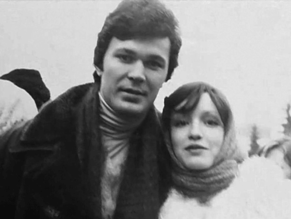 Иллюстрация к книге — Анна Самохина. Роковая женщина советского кино [i_014.jpg]