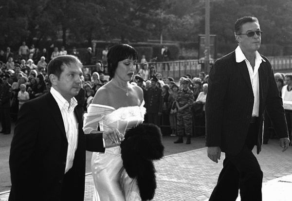 Иллюстрация к книге — Анна Самохина. Роковая женщина советского кино [i_134.jpg]