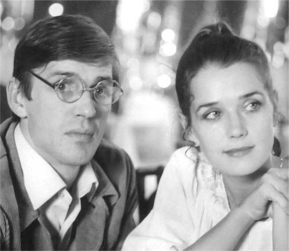 Иллюстрация к книге — Ирина Алферова. Любимая женщина красавца Абдулова [i_009.jpg]