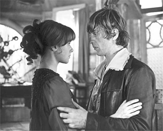 Иллюстрация к книге — Ирина Алферова. Любимая женщина красавца Абдулова [i_012.jpg]