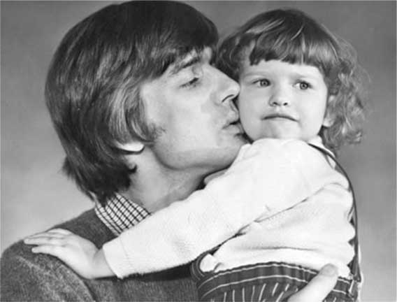 Иллюстрация к книге — Ирина Алферова. Любимая женщина красавца Абдулова [i_020.jpg]