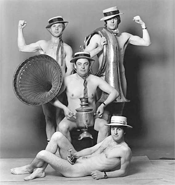 Иллюстрация к книге — Ирина Алферова. Любимая женщина красавца Абдулова [i_036.jpg]